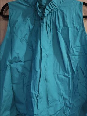 Banana Republic Turquoise Sleeveless Pleated Neck Blouse